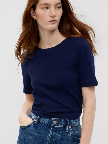 GAP T-shirt