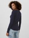 GAP T-shirt