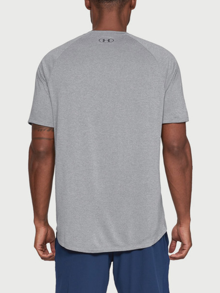 Under Armour T-shirt